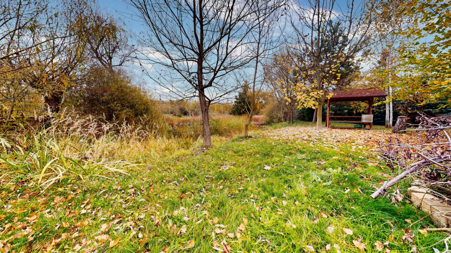 Einfamilienhaus mit über 4.000 m² Grundstück, Leipzig · Knautkleeberg